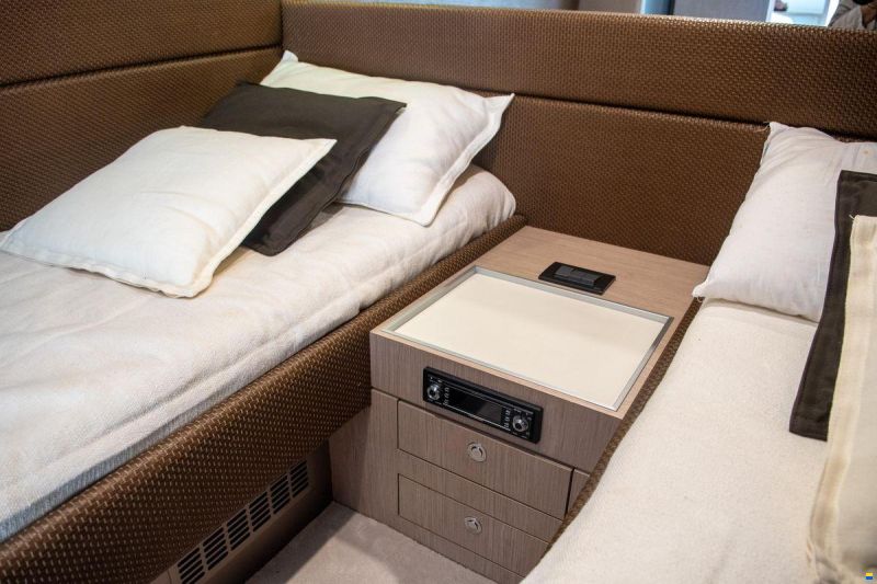 Riva le 52