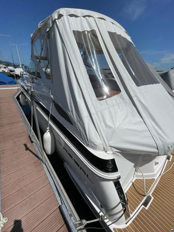 Regal 28 EXPRESS
