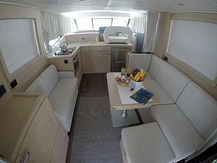 Beneteau Swift Trawler 47