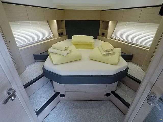 Beneteau Swift Trawler 47