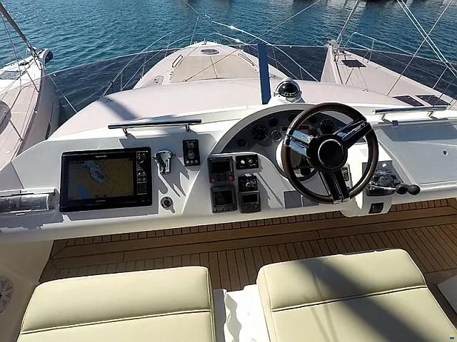 Fairline Phantom 50