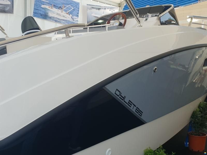Trimarchi Dylet 85 S.T. New/Nuovo