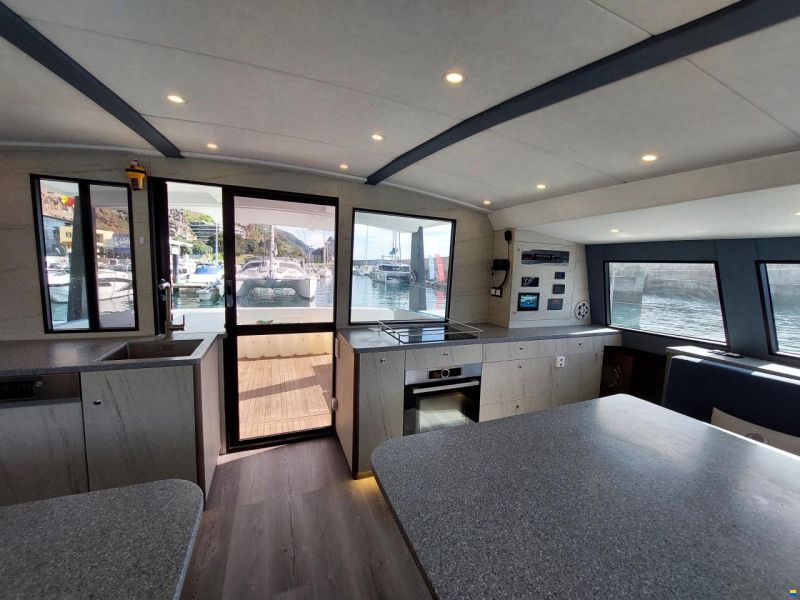 Luna Catamarans Luna 47 Power