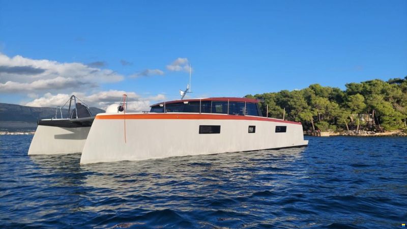 Luna Catamarans Luna 47 Power