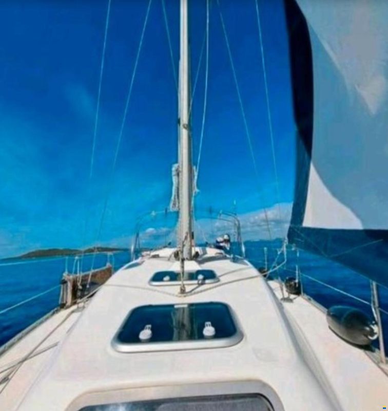Beneteau Oceanis 32 1