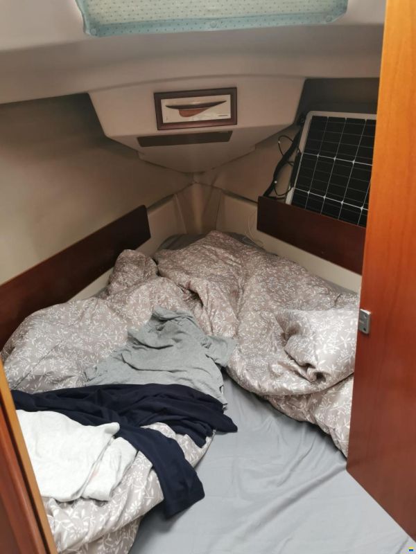 Beneteau Oceanis 32 1