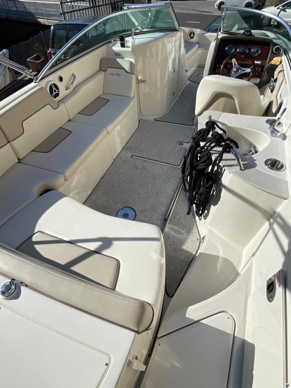 Sea Ray 260 SD