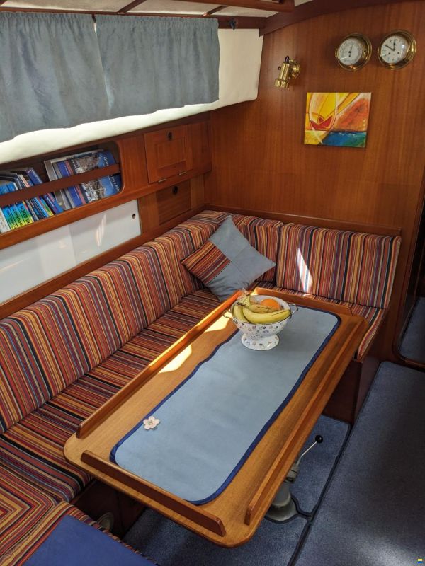 Hallberg Rassy 35 Rasmus Layout 1978 Hallberg-Rassy Rasmus 35, EUR 34.900,-