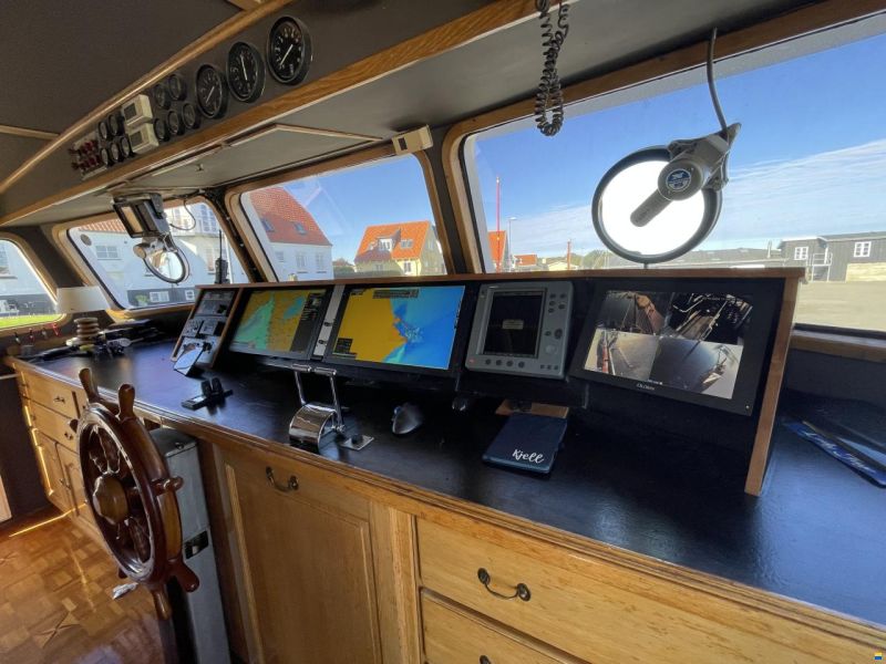 Malahide Yacht 66
