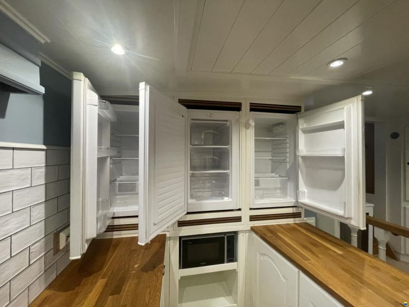 Malahide Yacht 66