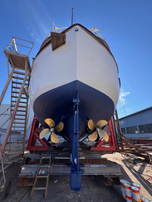 Malahide Yacht 66