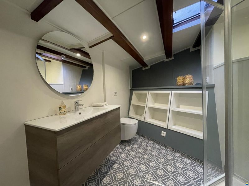 Malahide Yacht 66