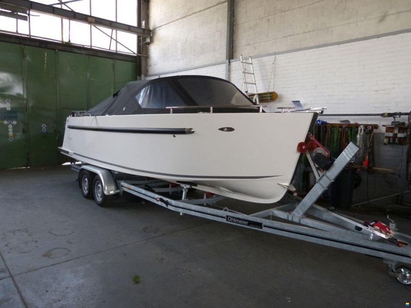 Maxima 730