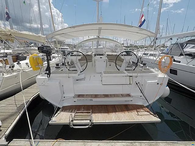 Beneteau Oceanis 46.1