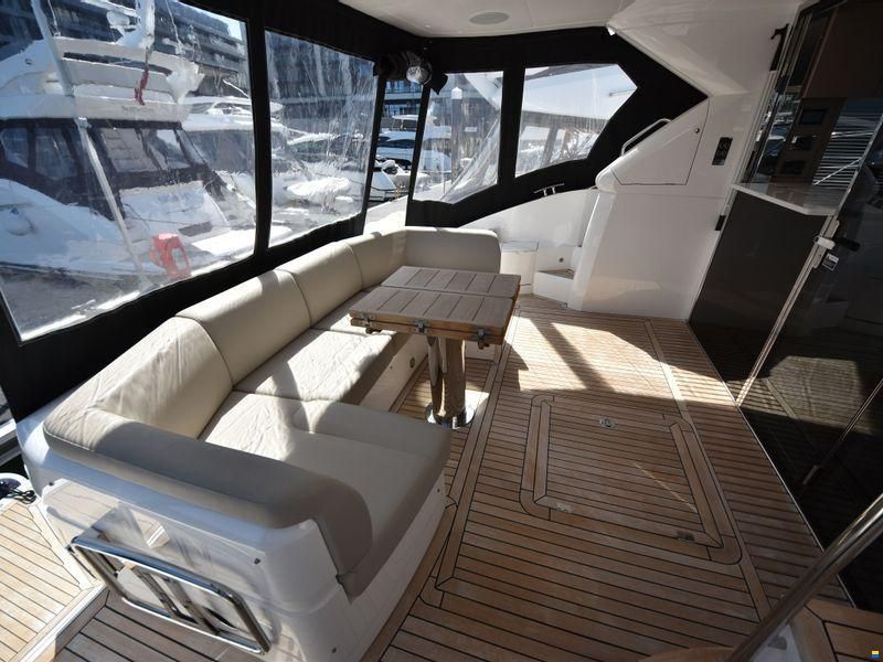 Sunseeker Manhattan 52
