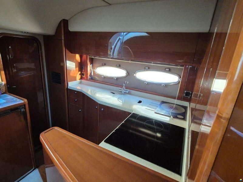 Princess Yachts International V45