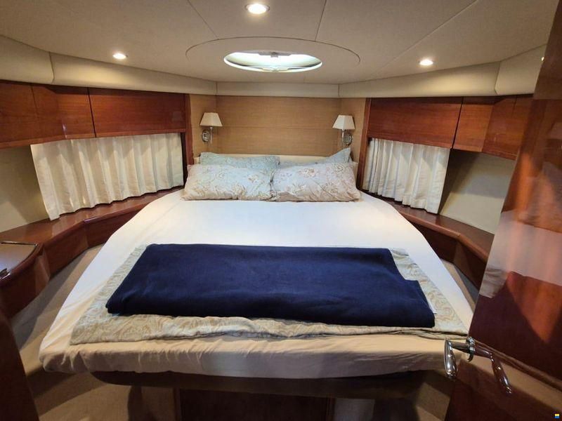 Princess Yachts International V45