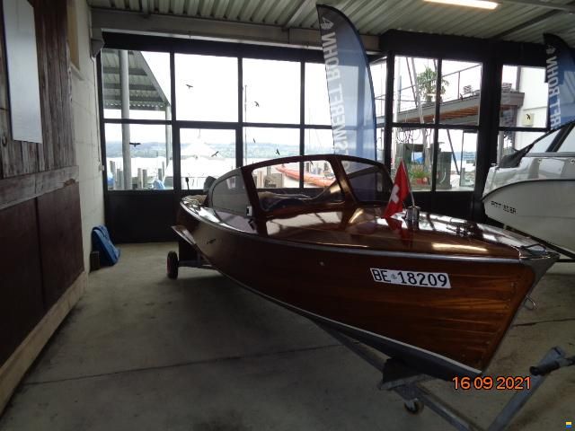 Rohn Schwedenboot 520