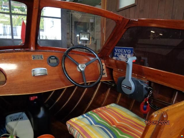 Rohn Schwedenboot 520