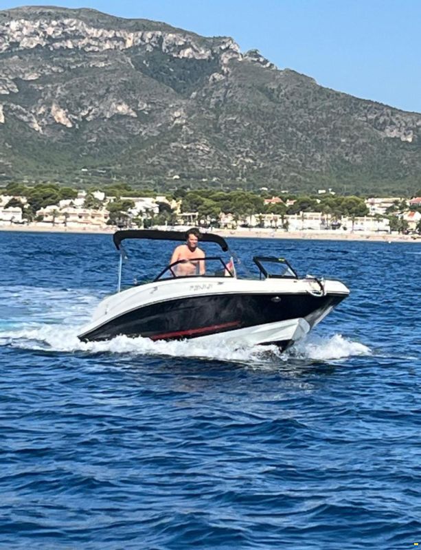 Bayliner VR5 BOWRIDER IO