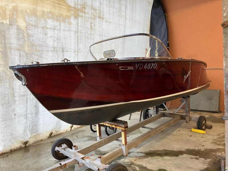 Boesch 510 Runabout