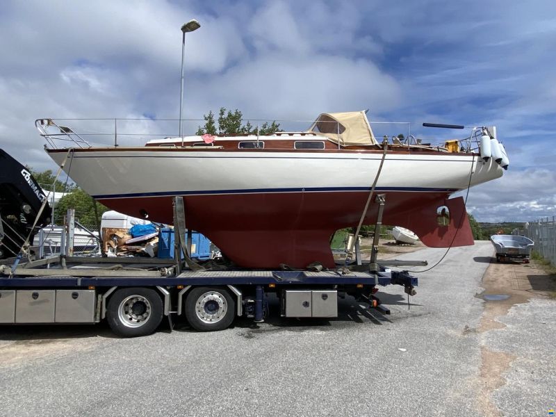 Hallberg-Rassy Mistral 33