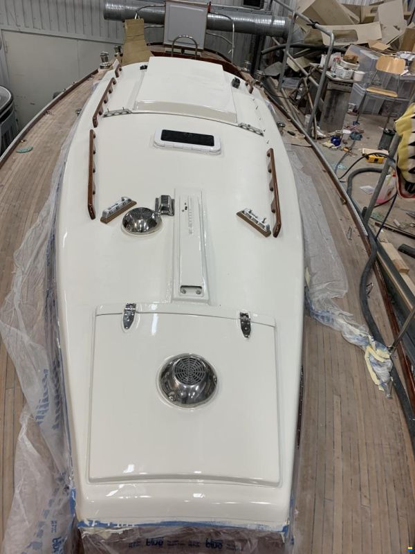 Hallberg-Rassy Mistral 33