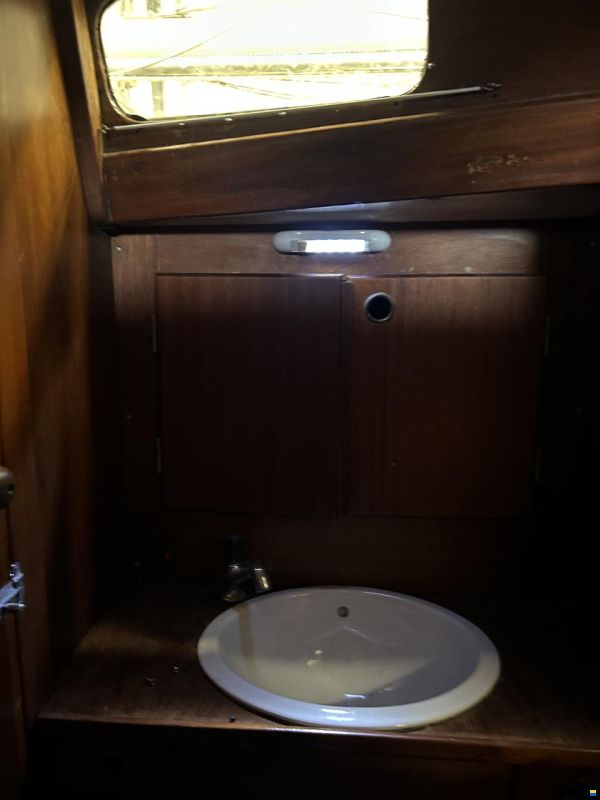 Hallberg-Rassy Mistral 33