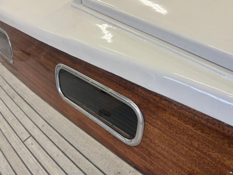 Hallberg-Rassy Mistral 33