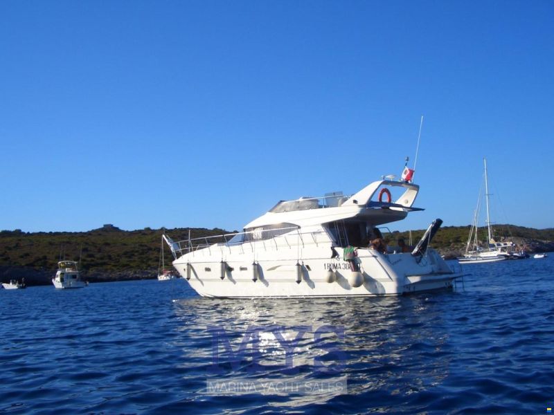 Azimut AZ 43