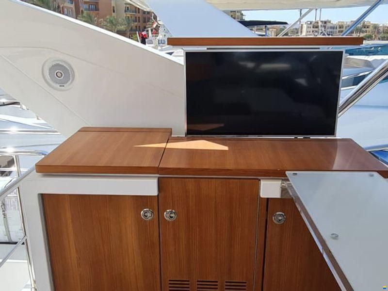 Azimut 80
