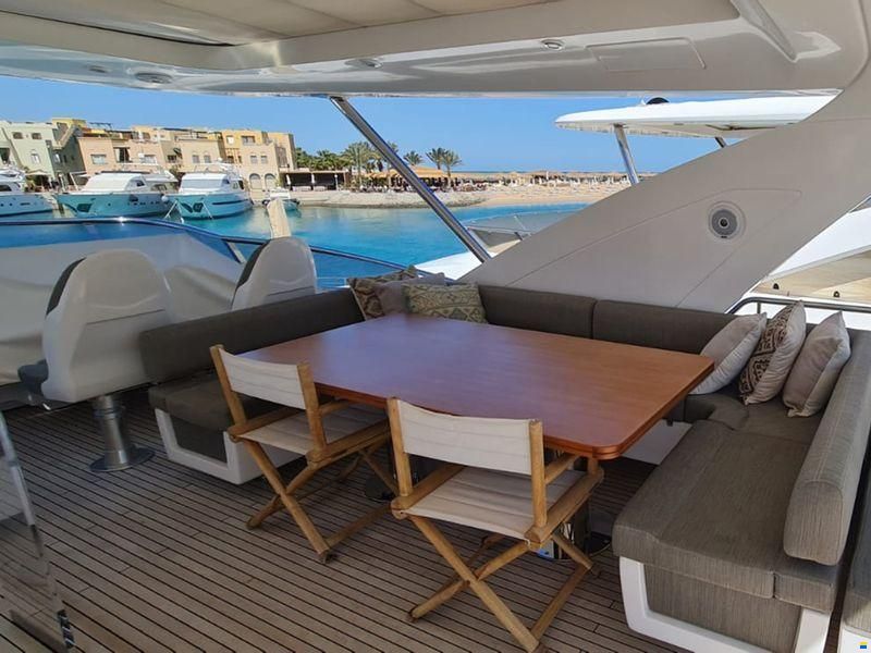 Azimut 80