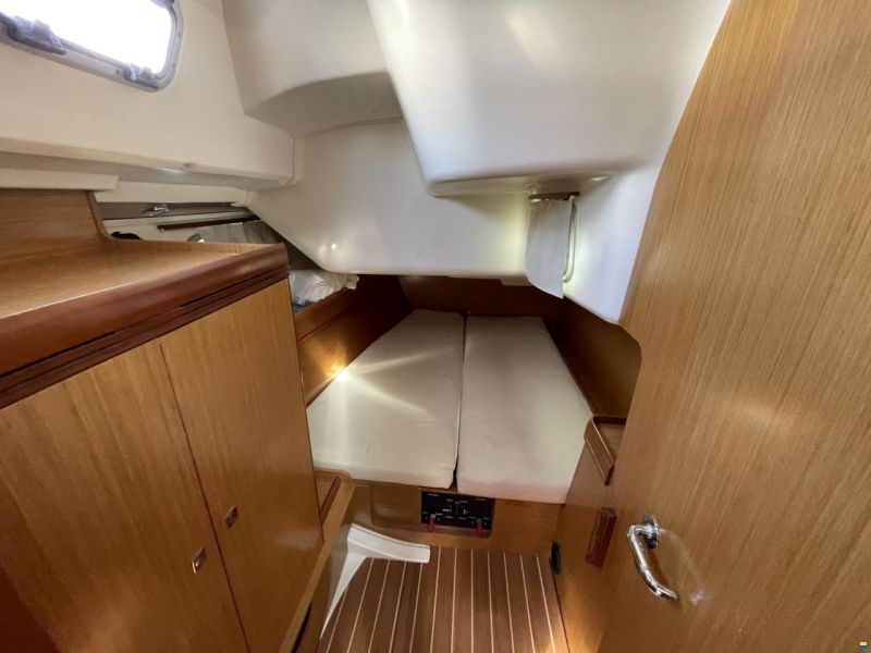 Jeanneau Sun Odyssey 42