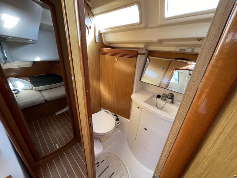 Jeanneau Sun Odyssey 42