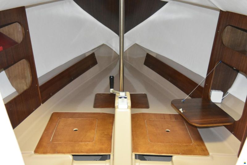 Beneteau First 18