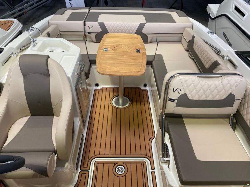 Bayliner VR6COB