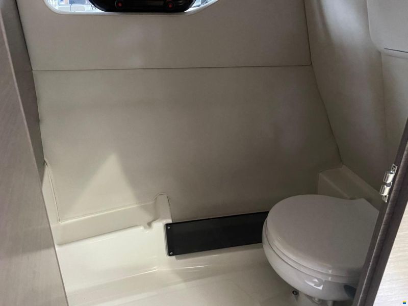 Bayliner VR6COB