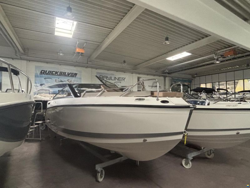 Quicksilver Activ 675 Cruiser