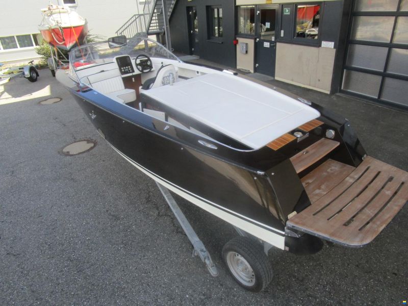 Boesch 625 Sunski