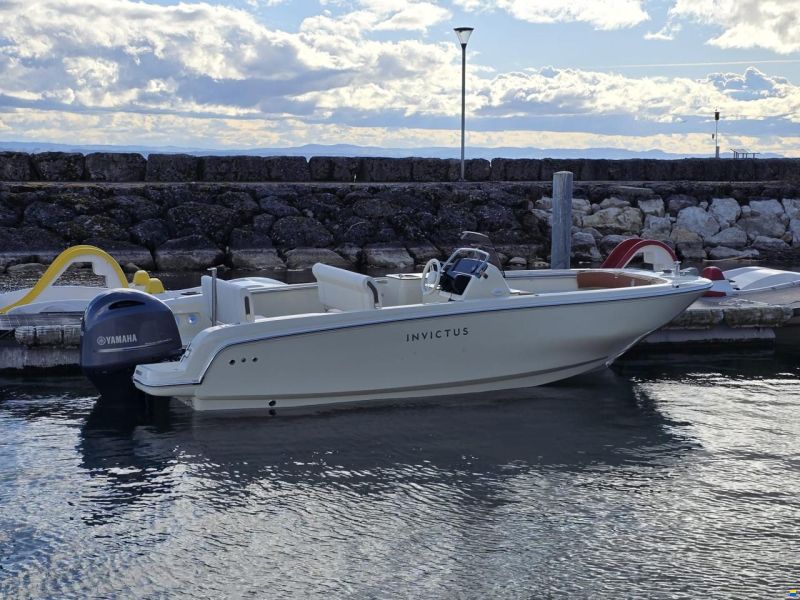 Invictus 200 SX