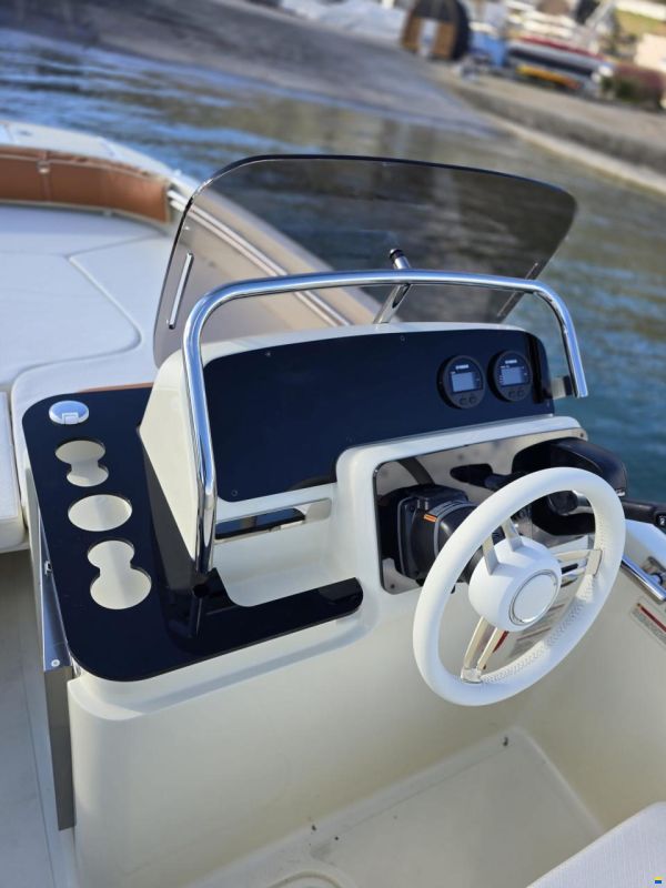 Invictus 200 SX