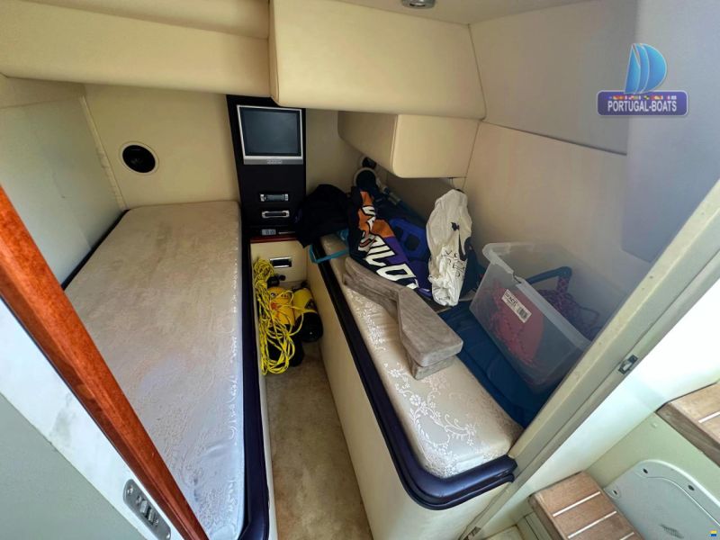 Fairline Squadron 74 custom