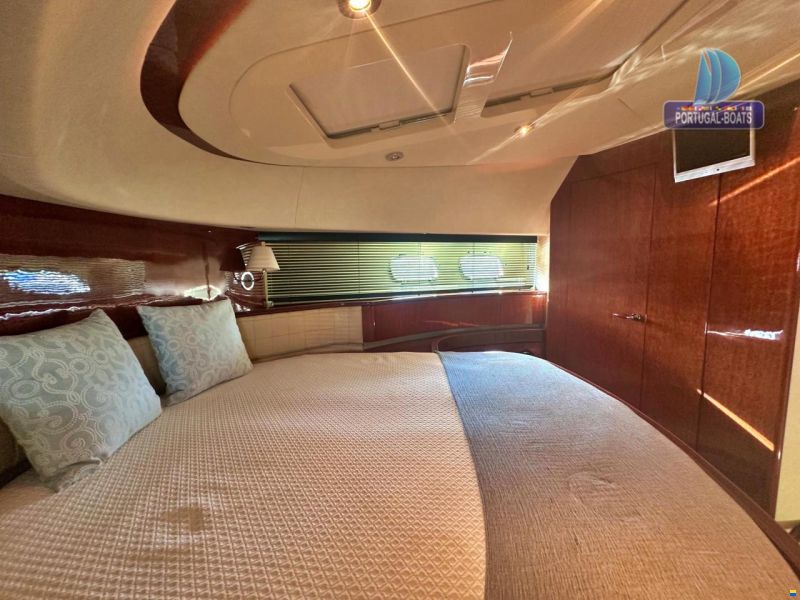 Fairline Squadron 74 custom