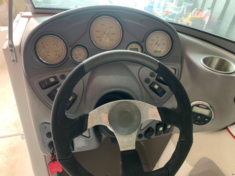 Rinker CAPTIVA 226