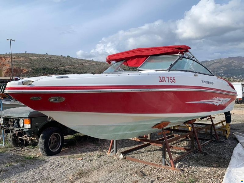 Rinker CAPTIVA 226