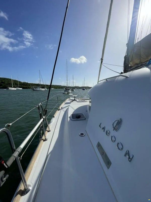 Lagoon 38