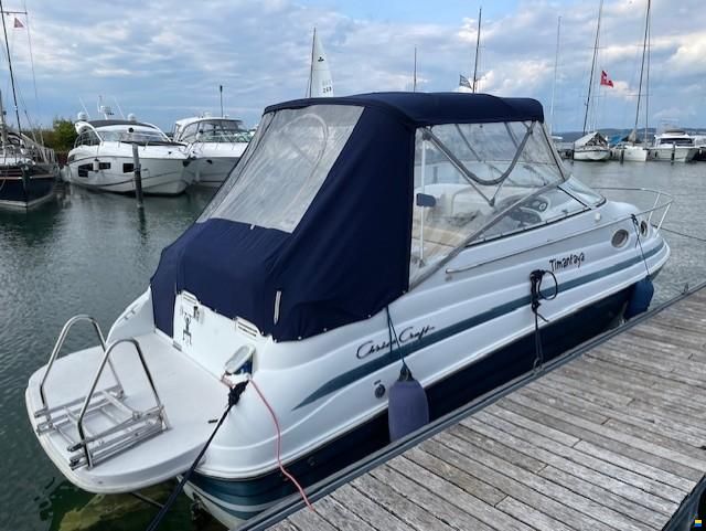 Chris Craft 240 Express Cruiser