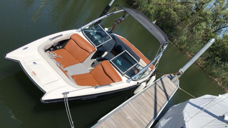 MasterCraft XStar