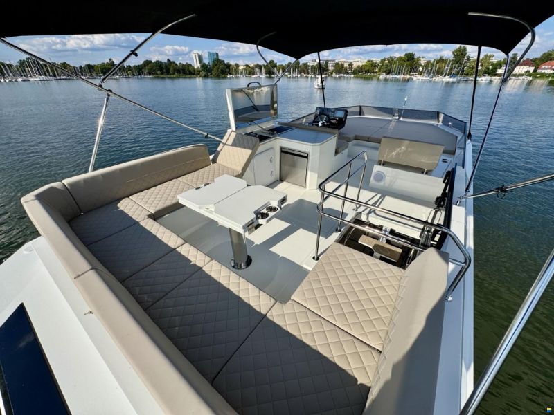 Cobra Campione 41 Flybridge