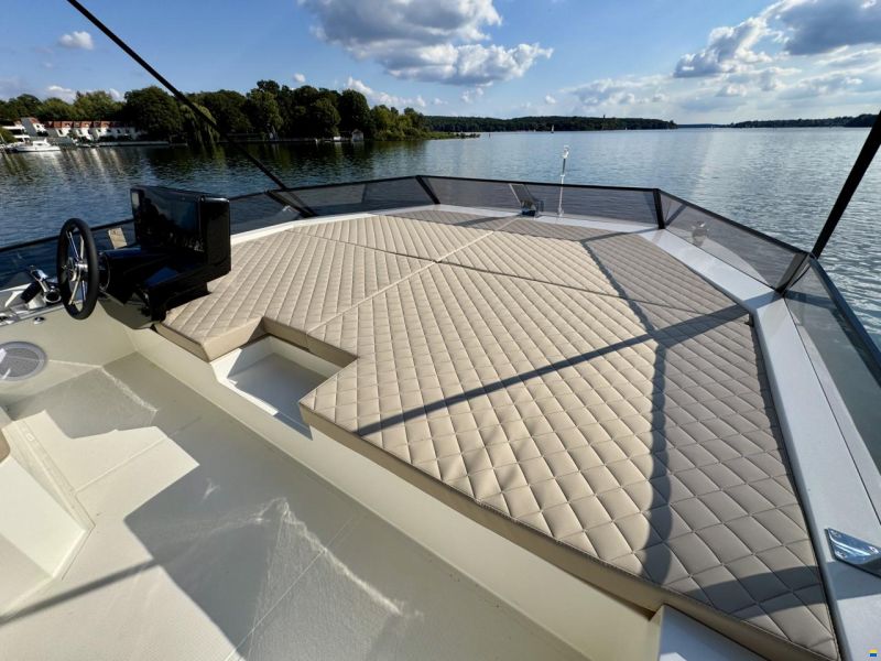Cobra Campione 41 Flybridge